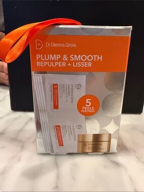 Dr. Dennis Gross Plump & Smooth Peels - Orange & Silver Box (5 Peels)